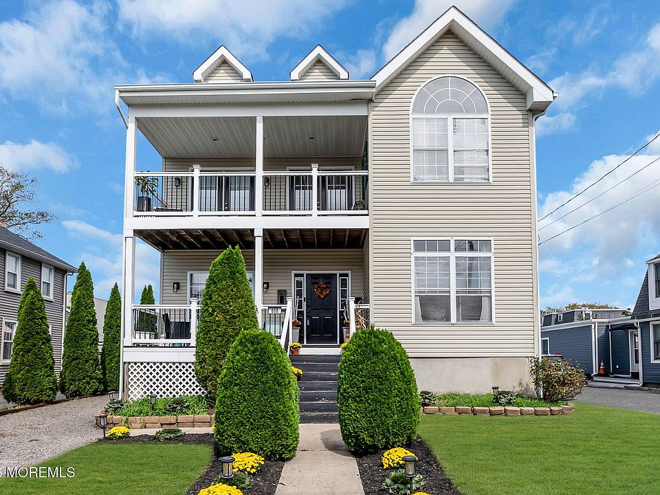 1st image of 608 11th Avenue