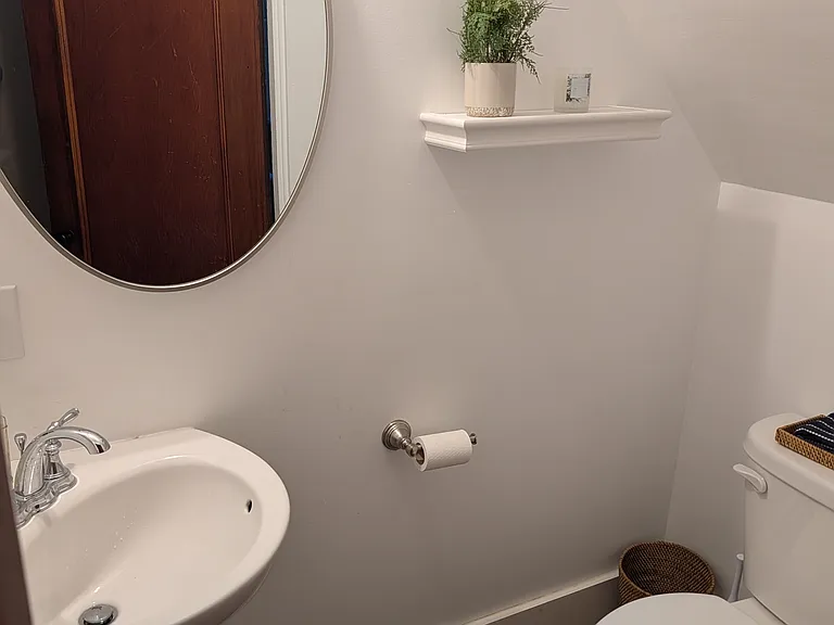 20 Badger St — Photo 16