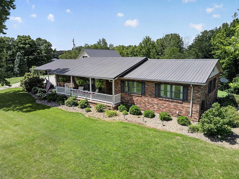 1st image of 1080 Lakewood Dr