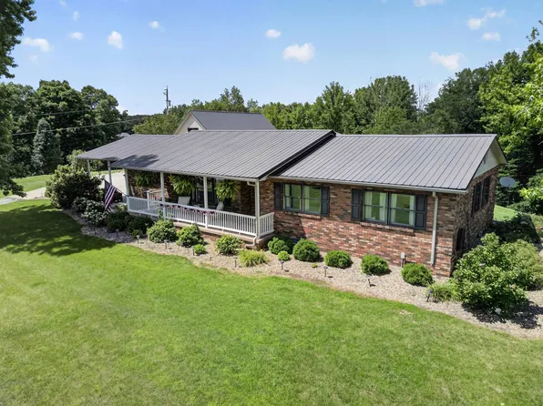 1080 Lakewood Dr, Grayson, KY 41143