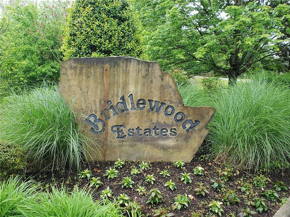 1st image of 3820 N Bridlewood Dr