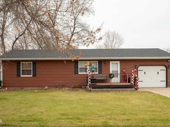 71 N Stanley Dr, Lincoln, ND 58504