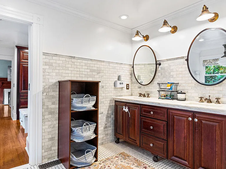 Master bath.