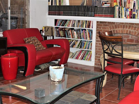 4th image of 5327 Charl Ann St