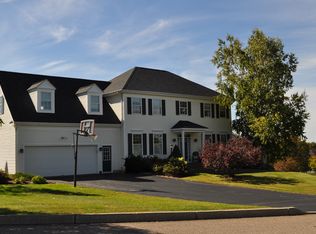 91 Hanon Dr, Williston, VT 05495