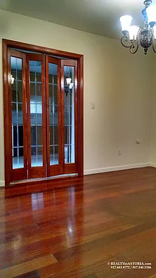 Rented by Alexiou Realty | media 8