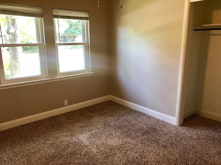 4709 Forbes St — Photo 9