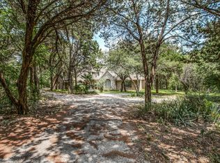 780 Mobley Rd, Cedar Hill, TX 75104