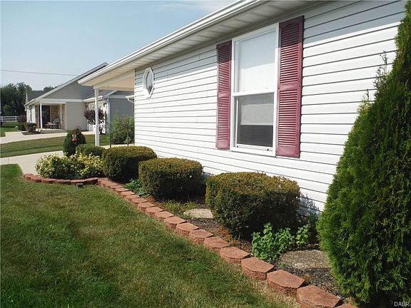 4th image of 1204 Blue Bird Ct