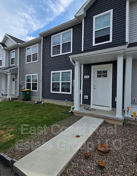 8780 Hillside Way — Photo 2