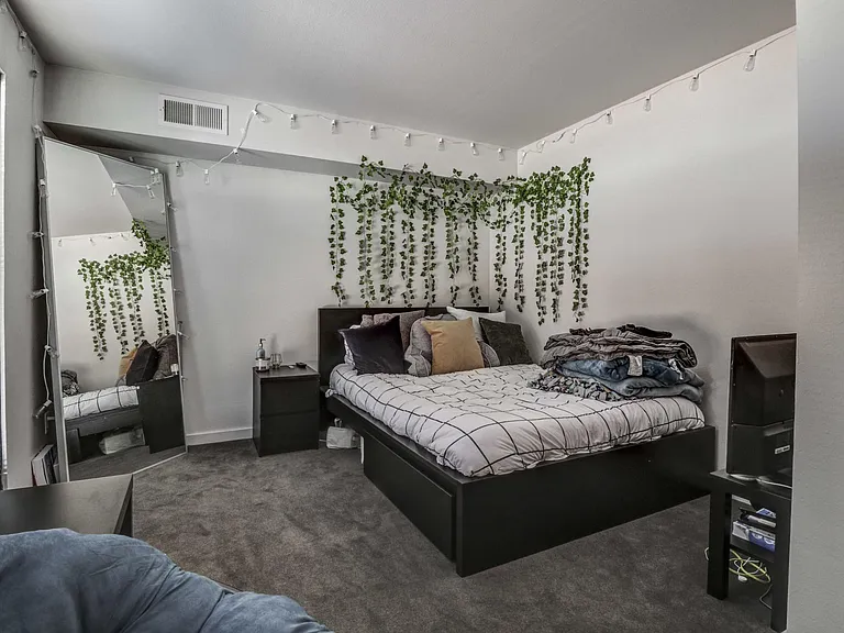 Wiedenbeck Warehouse Apartments — Photo 9