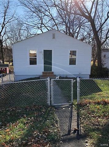 1st image of 10526 Decker Ave
