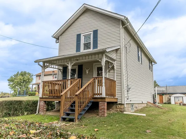 2141 Martha St, New Castle, PA 16101