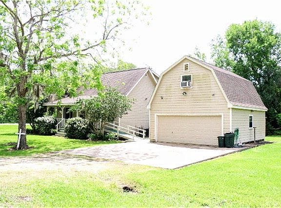 3rd image of 2909 County Road 510l