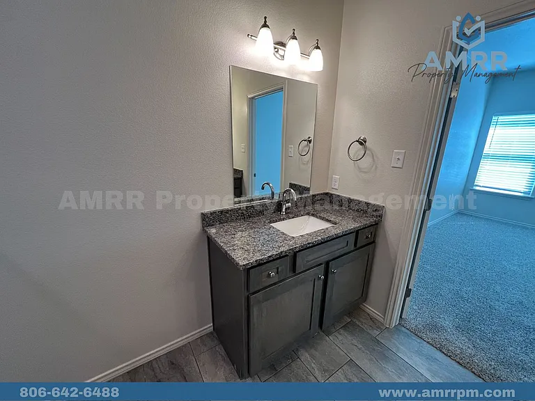 1128 N 7th St — Photo 13