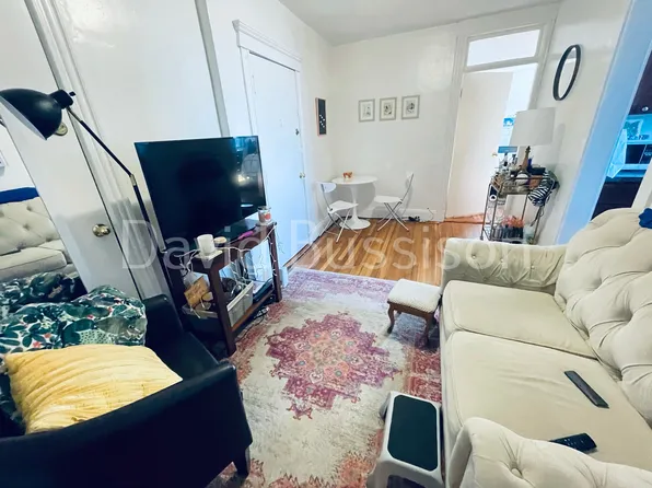 18 Quint Ave Suite 3, Allston, MA 02134