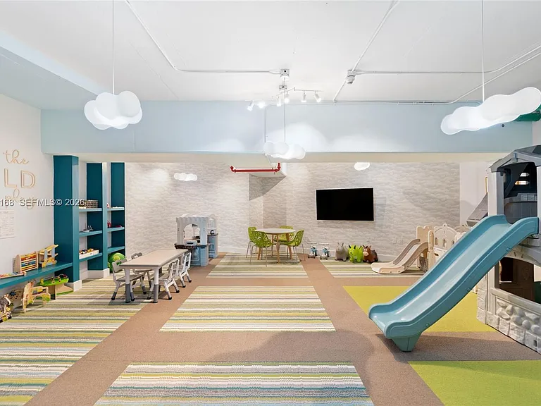 900 Biscayne Blvd #27F — Photo 22