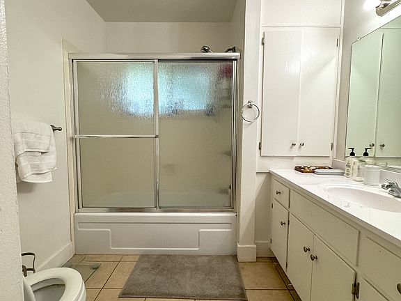 4th image of 4900 Douvan Ct #4900