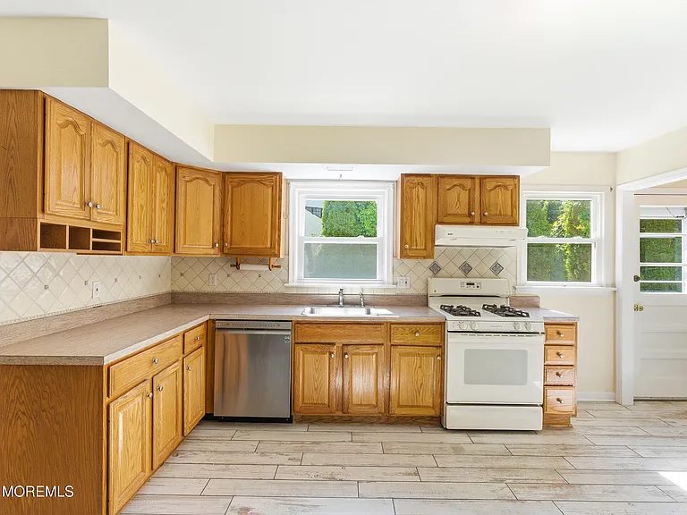 506 Woodland Rd — Photo 15