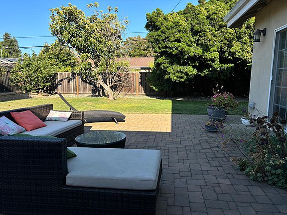 5th image of 10184 Richwood Dr