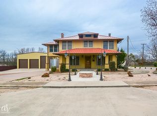 1301 S Mulberry St, Eastland, TX 76448