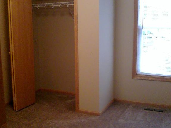 5th image of 1740 N Jefferson St