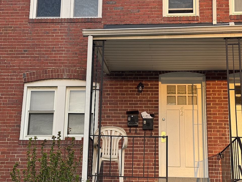 1st image of 42 Warren Rd APT A