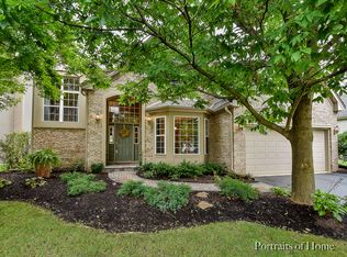 39W221 E Mallory Dr, Geneva, IL 60134