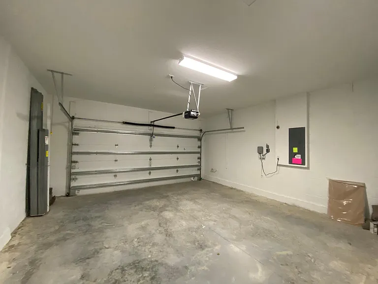 4000 Burdick Loop — Photo 35