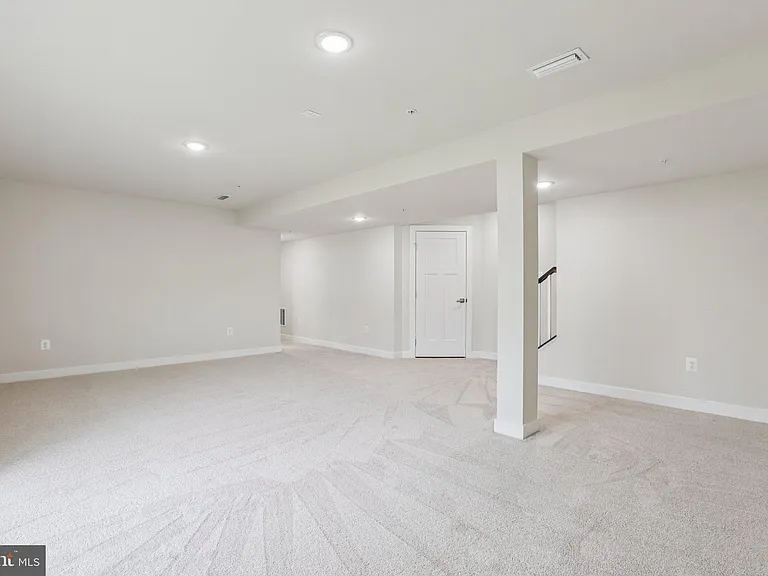 11002 Cornerstone Ln — Photo 33