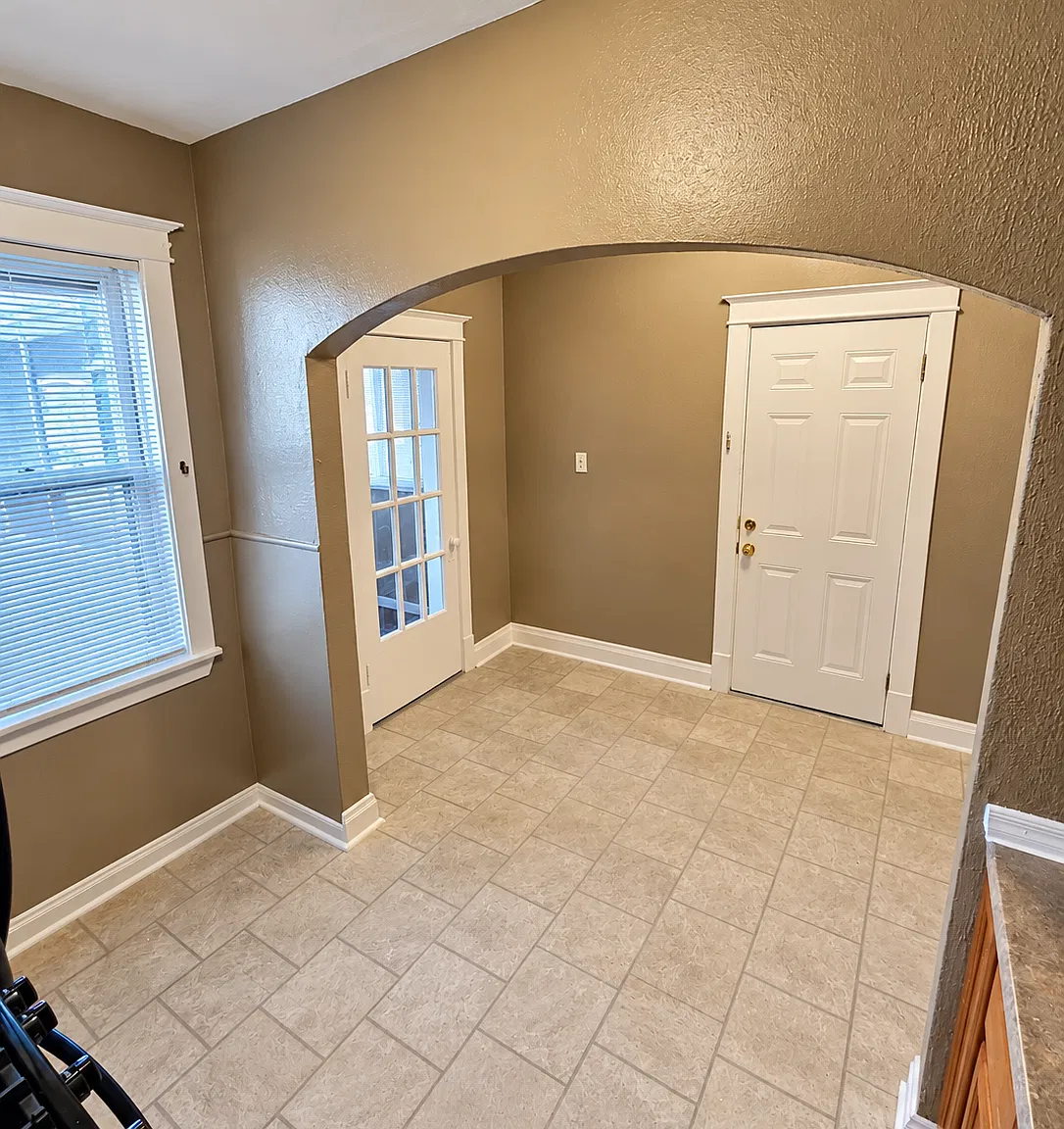 1 bed, 550 sqft, $875 — Photo 3