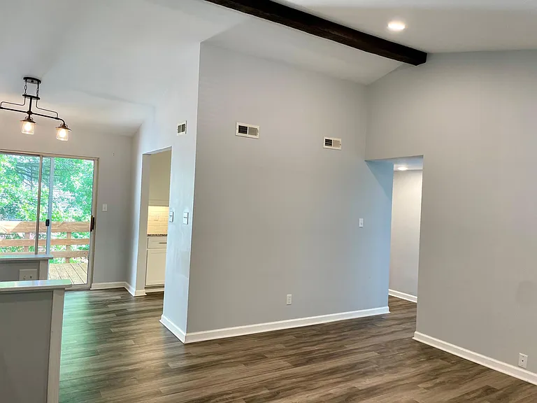 1455 Bobolink Pl — Photo 29