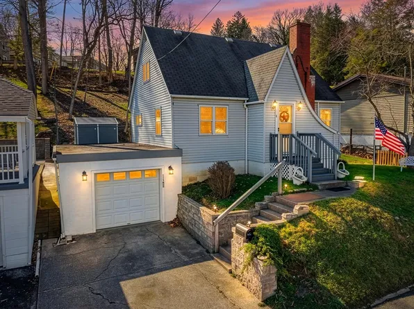 1130 Bell Run Rd, Fairmont, WV 26554