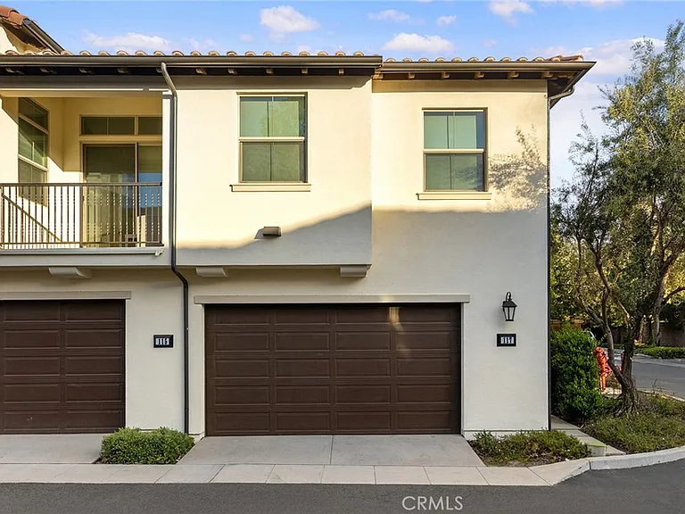 117 Henson — Photo 41