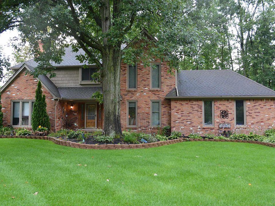 1st image of 48655 Golden Oaks Ln