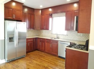 90 Bay 28th St #2, Brooklyn, NY 11214