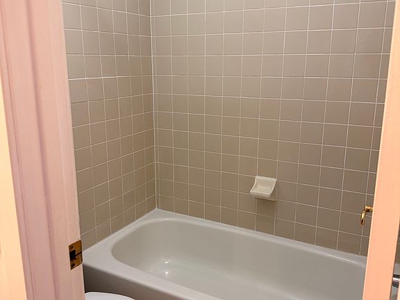 5th image of 7911 Countryside Dr APT 133