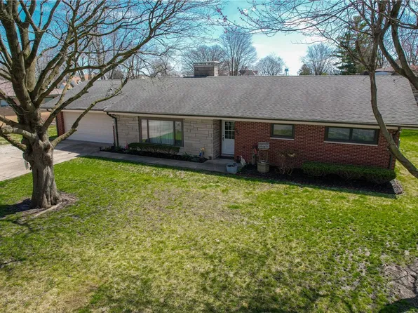 202 Bryan St, Catlin, IL 61817