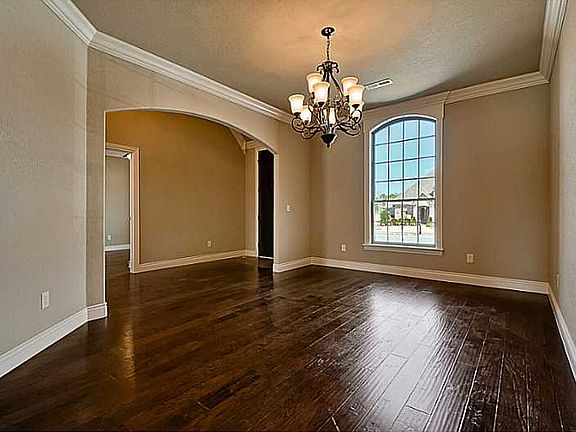 3rd image of 4201 W Willow Bend Dr