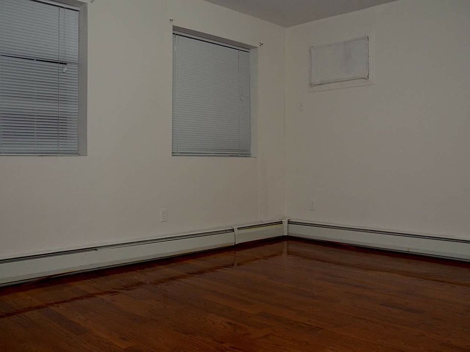 1st image of 3117 Fenton Ave #1