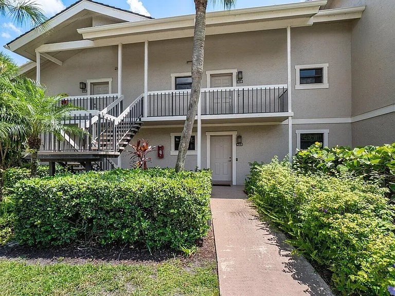 11863 Wimbledon Cir #433 — Photo 25