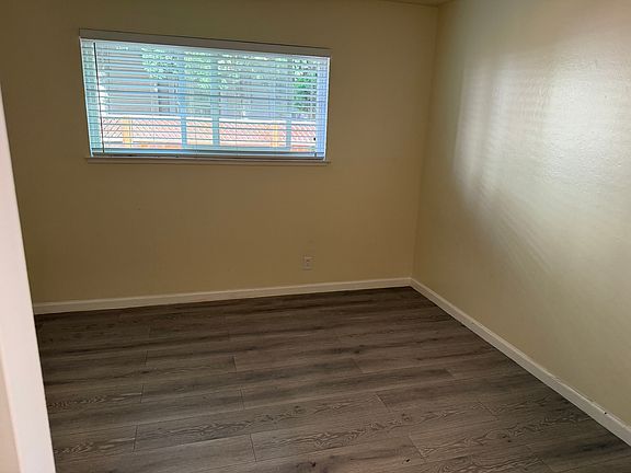 5th image of 2242 Curtner Ave #1