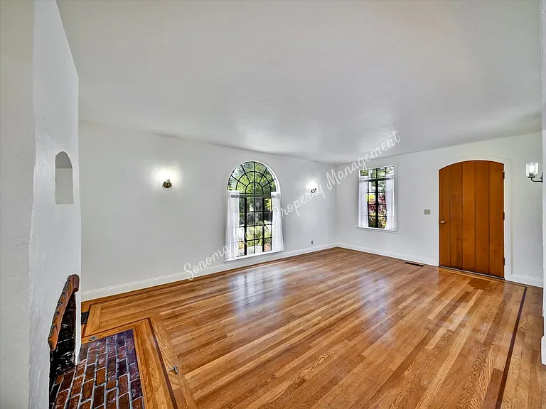81 Elm Ave — Photo 16