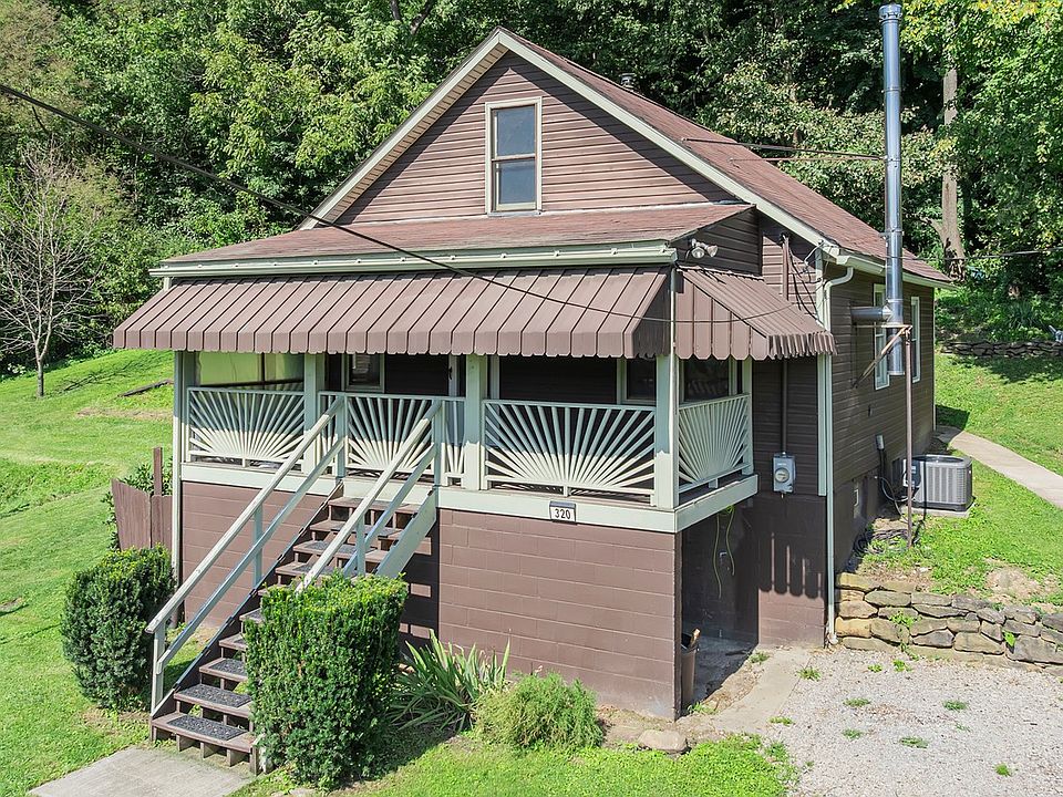 1st image of 320 Pleasant St