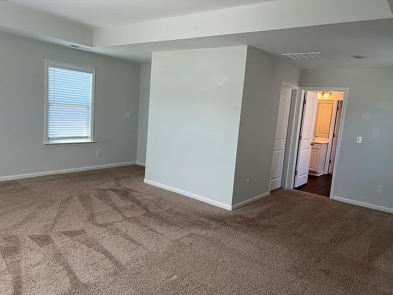 302 Garden Walk — Photo 13