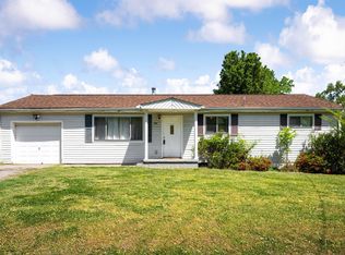 722 Mary Agnes Dr, Rossville, GA 30741