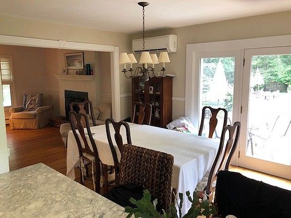 5th image of 2 Pine Ln