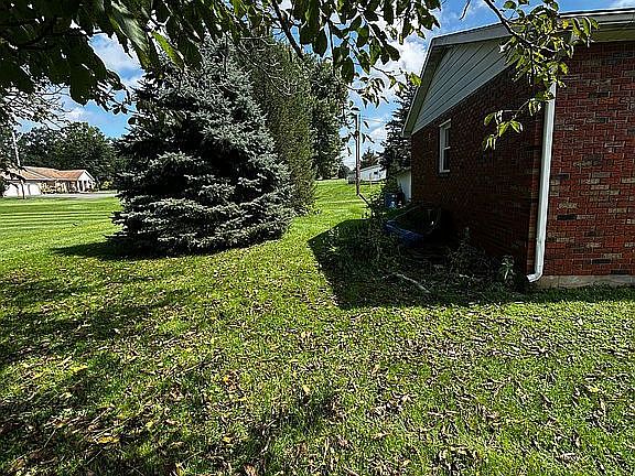 5th image of 7271 Cetronia Rd