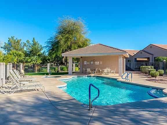 2nd image of 3301 E Maldonado Dr