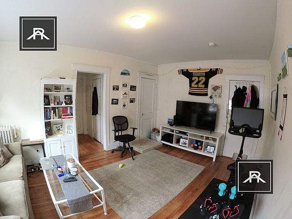 3rd image of 1605 Commonwealth Ave #34